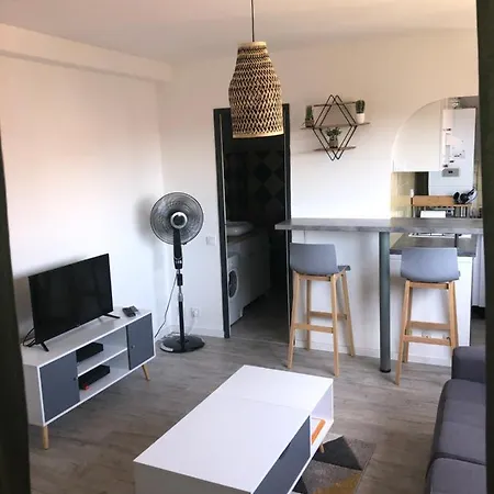 Appartement Grand Studio Cosy 5 Min Des Plages