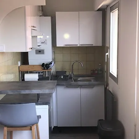 Apartment Grand Studio Cosy 5 Min Des Plages *